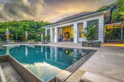 sunrise house mustique poolside lounge