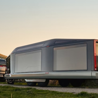 Lightship L1 being towed