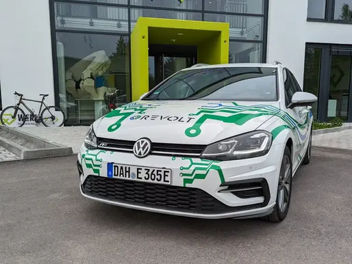 e-Revolt Can Convert Your Petrol Car Into an EV in a Day