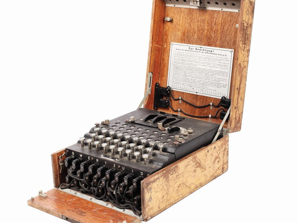The flea-market Enigma machine housed in a wooden box.