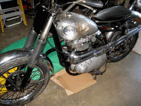 bsa_rocketgoldstar-l-540x405.gif