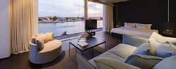 sala-rattanakosin -River-View-Suit