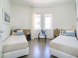 villa mare di modica sicily twin bedroom 2