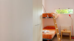 villa montaine costa brava twin bedroom