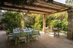 dimora salentina puglia alfresco dining