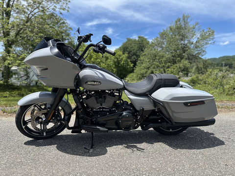 Rent 2024 Harley Davidson Road Glide From Engineered 4 Adventure Motorcycle Rentals