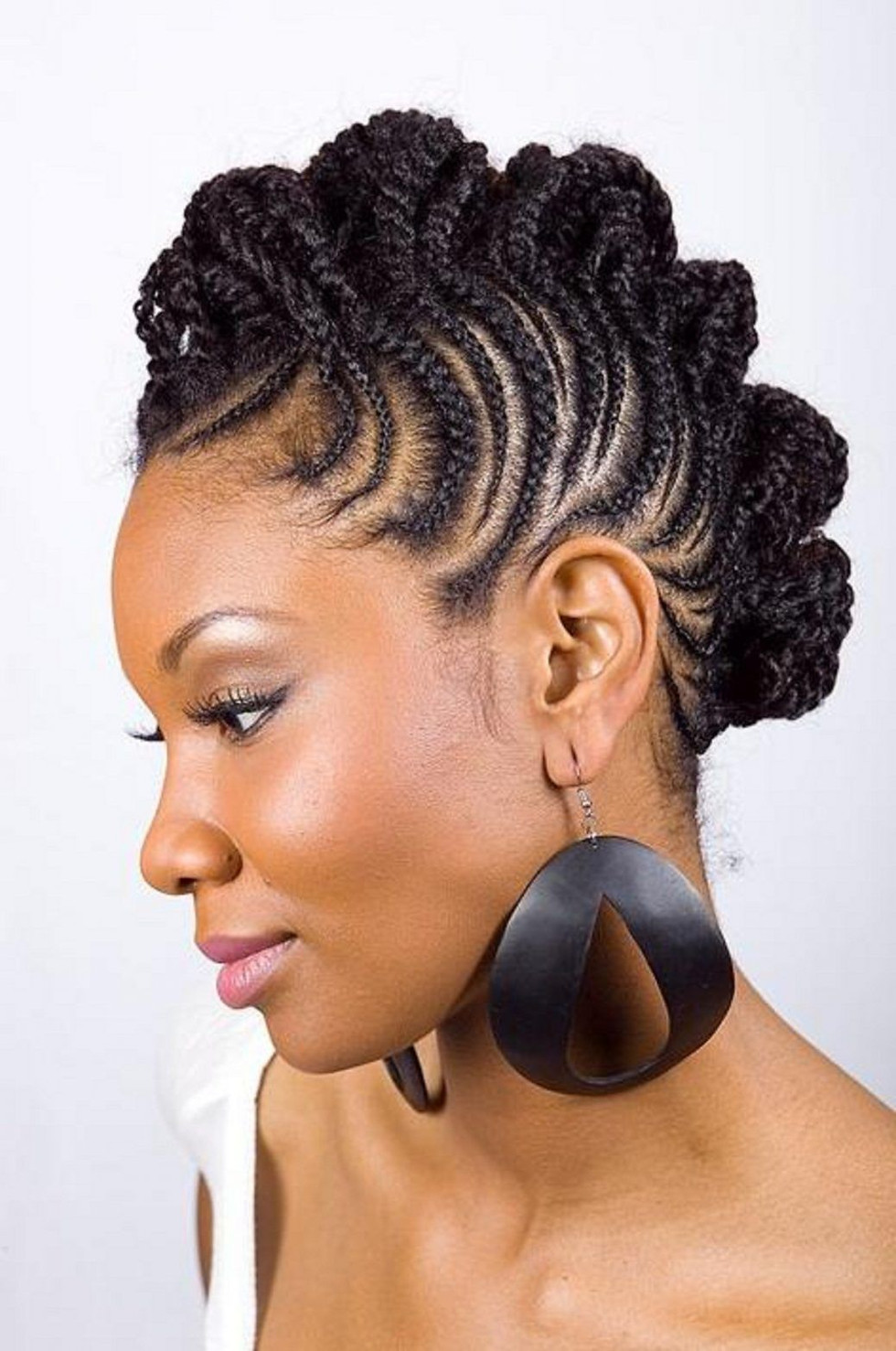 Thumbnail: Braiding