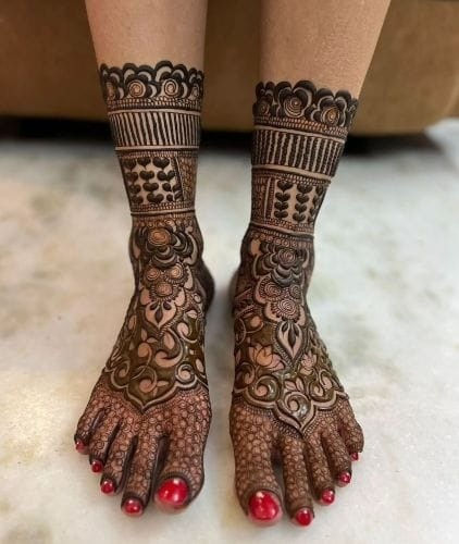 Foot Mehndi Design