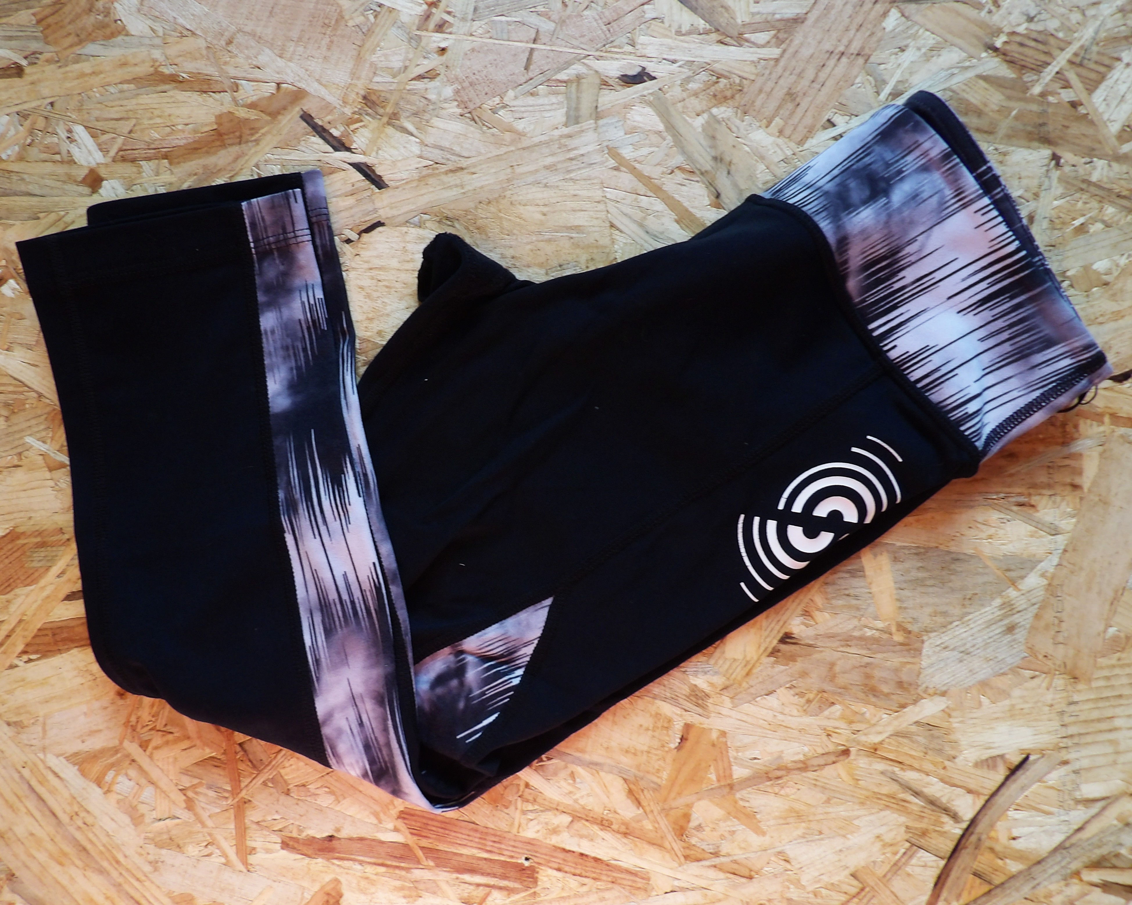 Leggings Court Strong ID