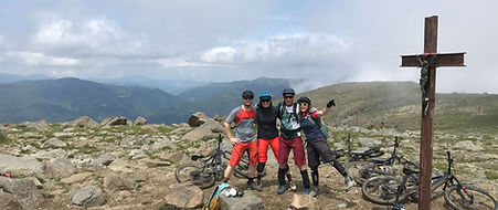 RIDERS ON TOP OF THE MOUNTAIN TOUR