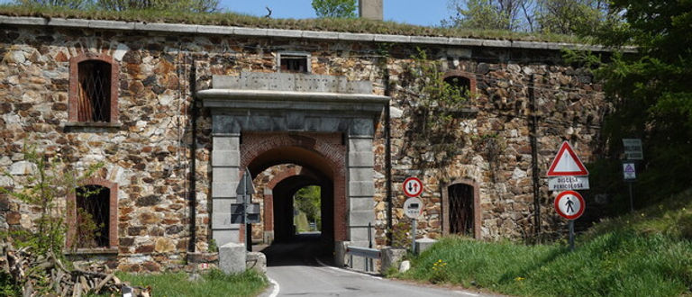 Forte del Melogno, historic military fort on the Melogno plateau above Finale Ligure