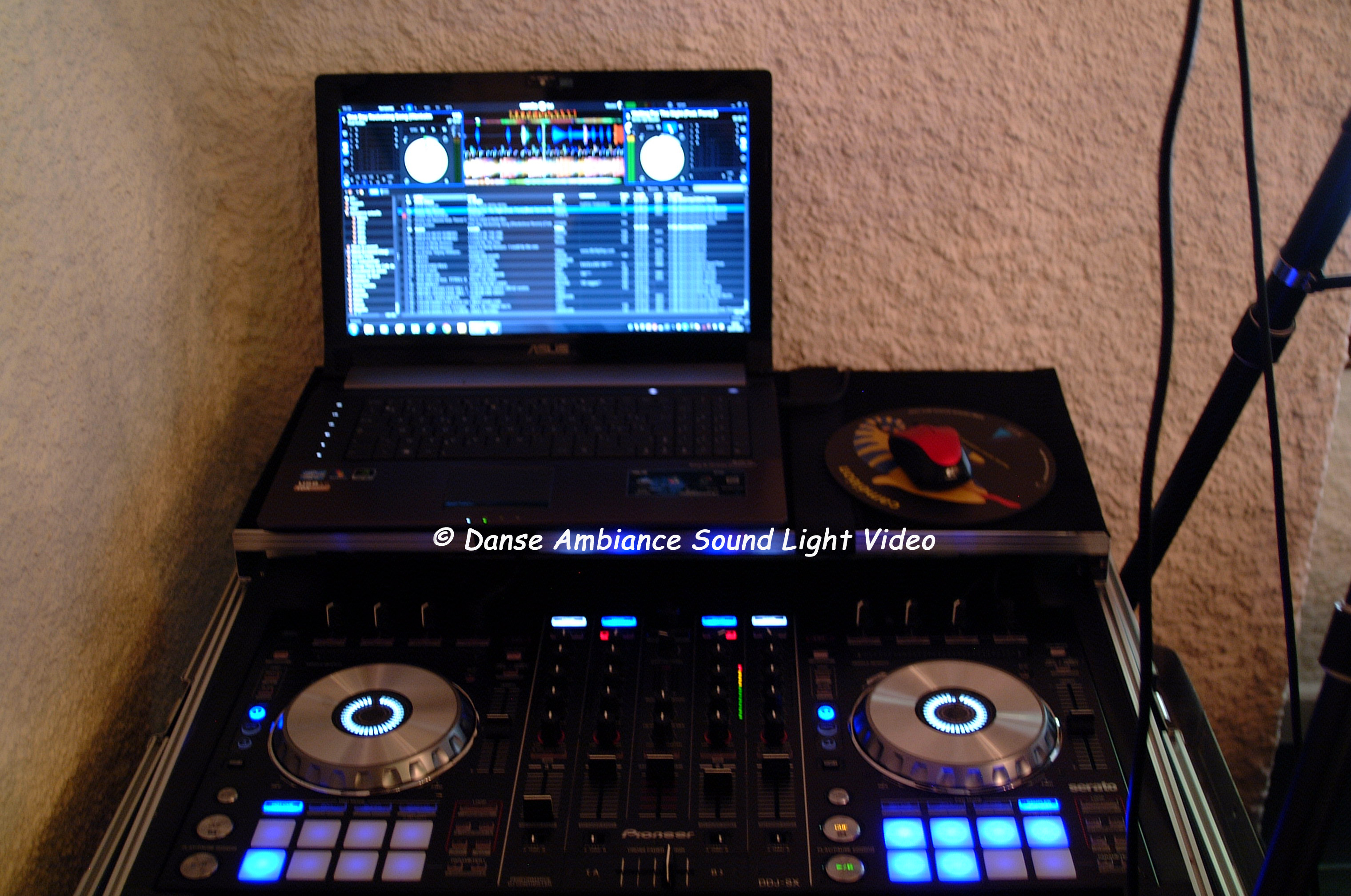 Contrôleur Pioneer DDJ SX