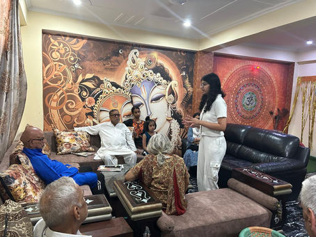 Embracing Moments of Generosity: My Heartfelt Experience at an Old Age Home