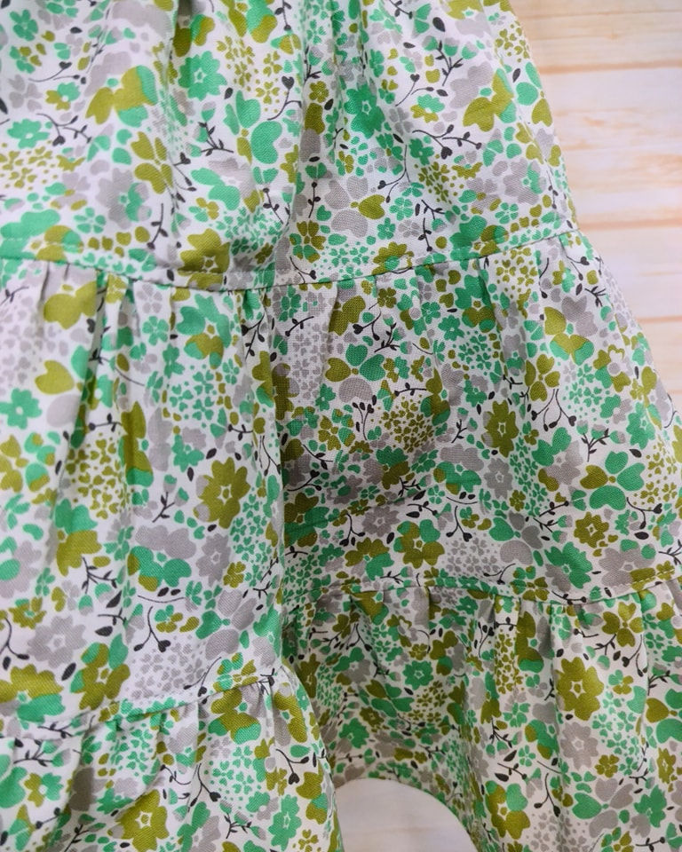 Thumbnail: Pearl Dress Green Leaves on White Size 4