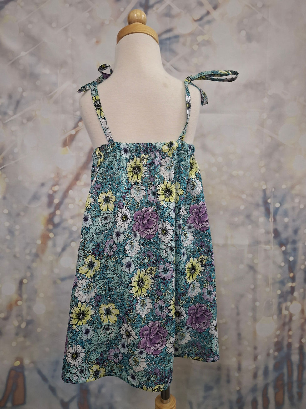 Thumbnail: Opal Dress Floral on Teal Size 5