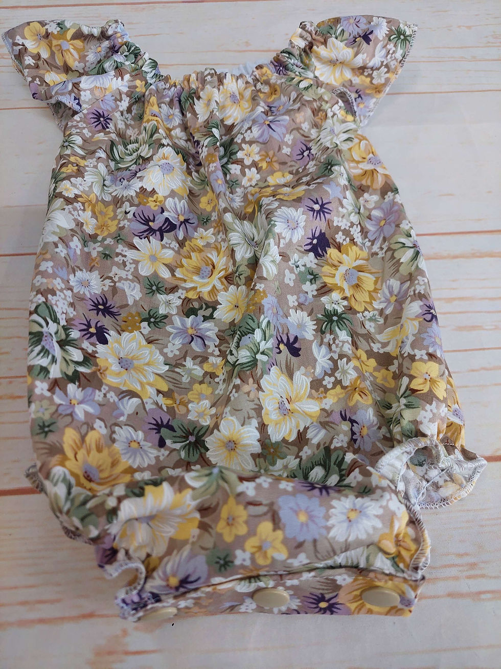 Thumbnail: Flutter Sleeve Playsuit Mauve on Tan Floral Size 1