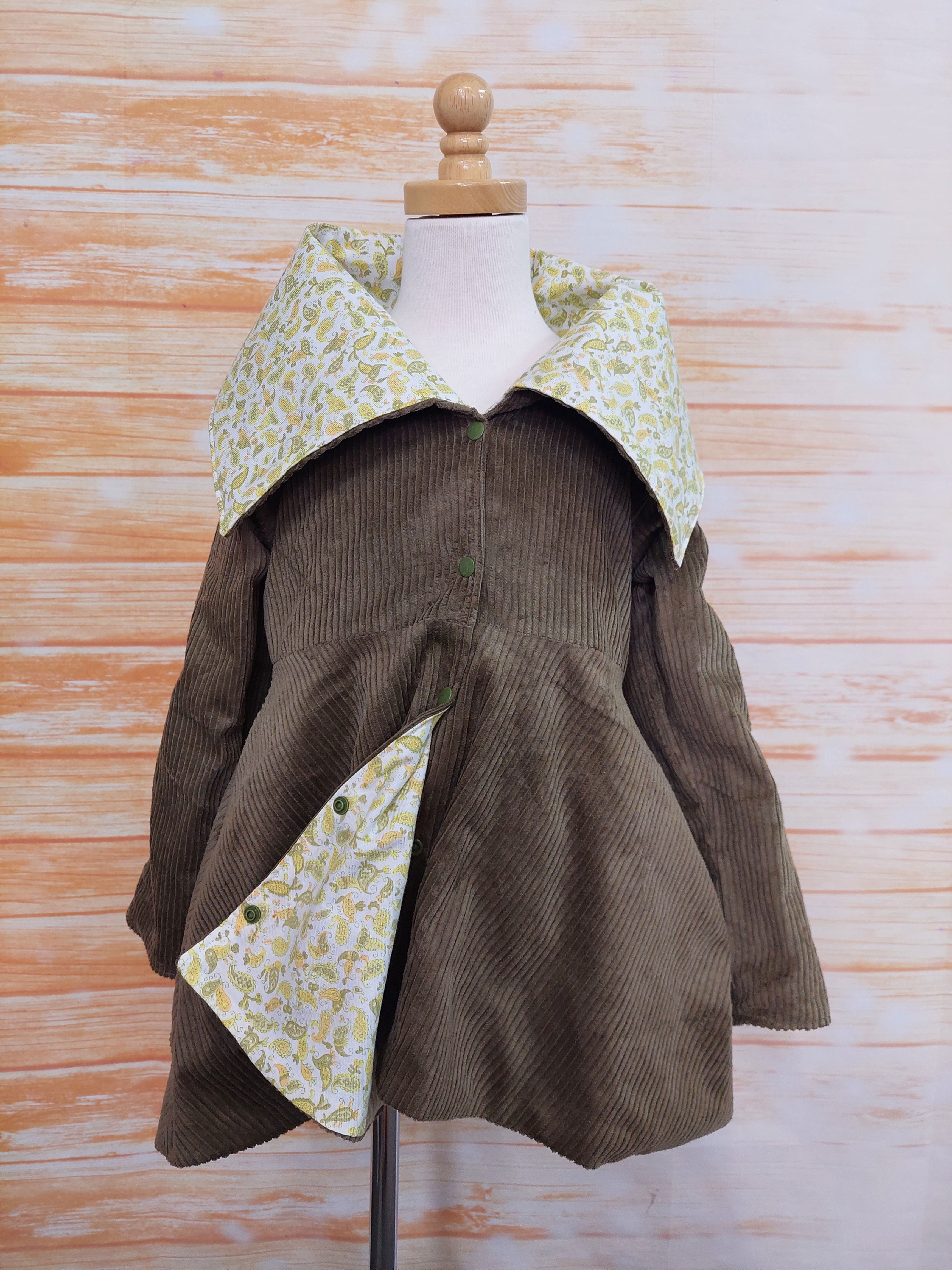 Audrey Jacket Sage Corduroy with Paisley Lining Size 7