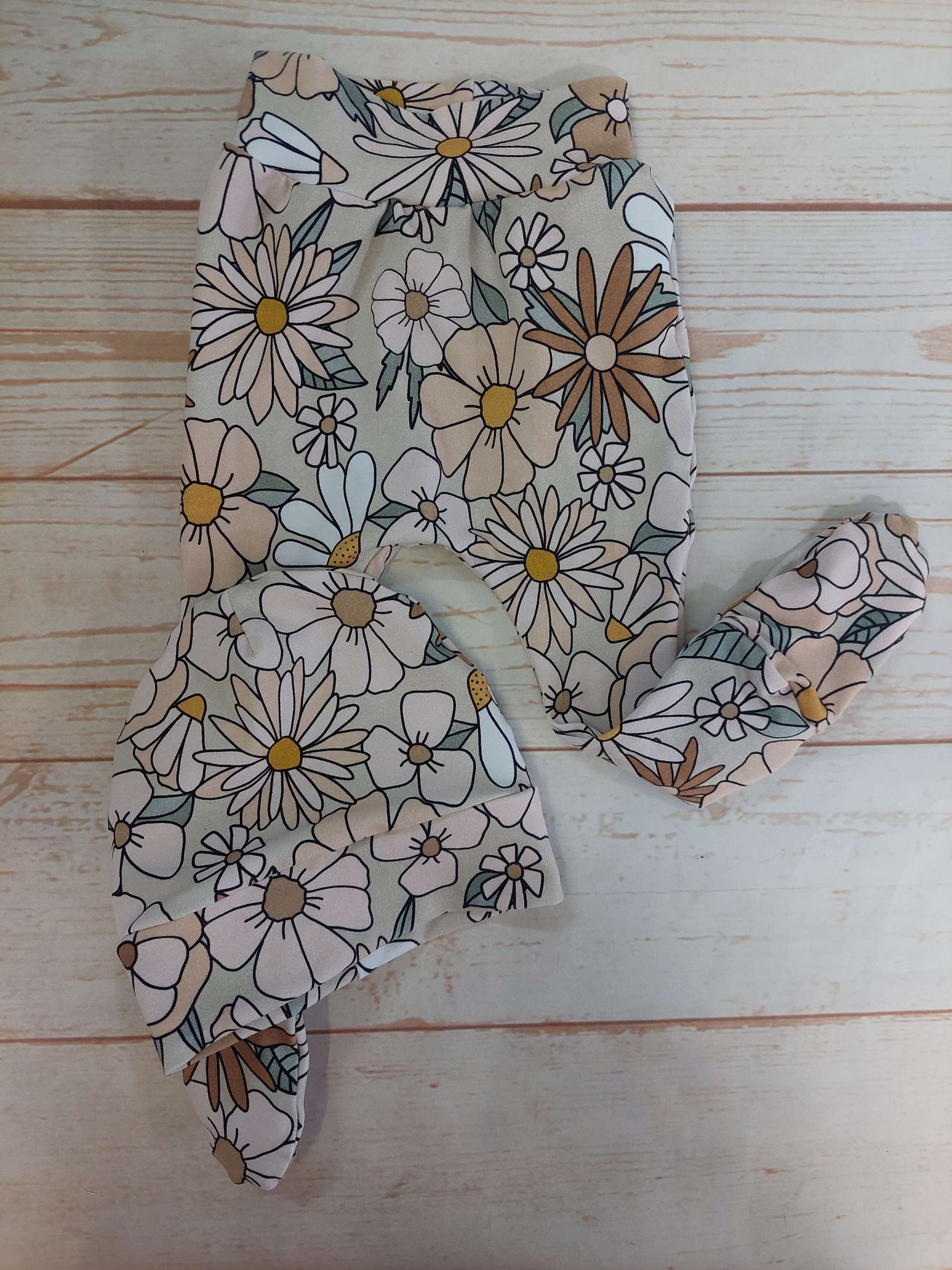 Footed Tights and Beanie Earthy Retro Floral Size 0