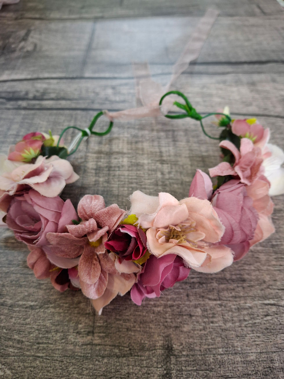 Thumbnail: Enchanting Headpieces and Accessories 