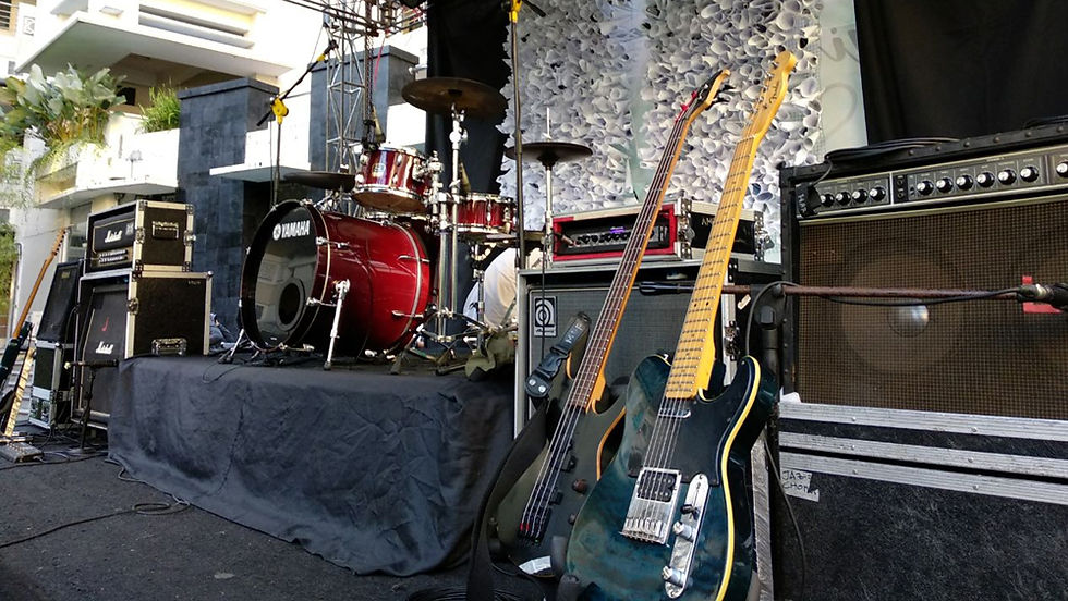 menyewakan alat musik untuk konser