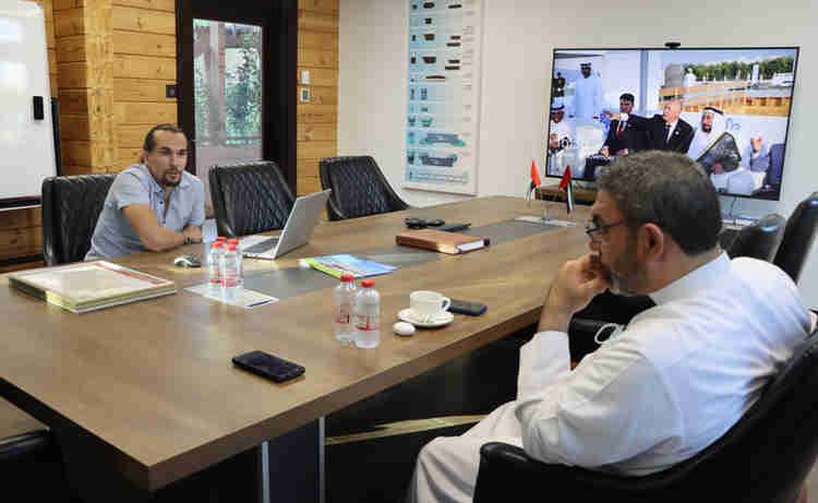 Giám đốc Điều hành Vận tải uSky Sergei Tarasov tại cuộc họp chứng nhận với đại diện TÜV SW Mohanad Al Hamouta