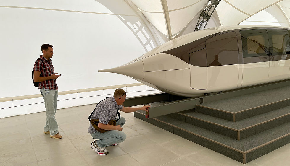 Expert Mikhail Nikulin studying uFlash all-around