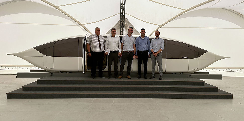 Guests from Ayalon Highways are amazed by uSky Transport flagship
