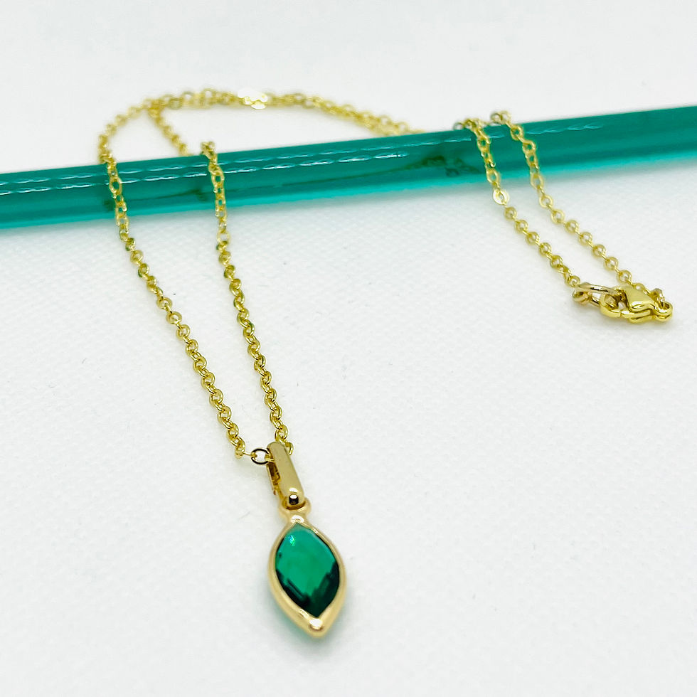 COLLIER ELLIPSE EMERAUDE