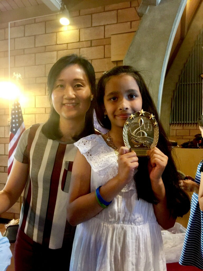 Eva and her second trophy ^^