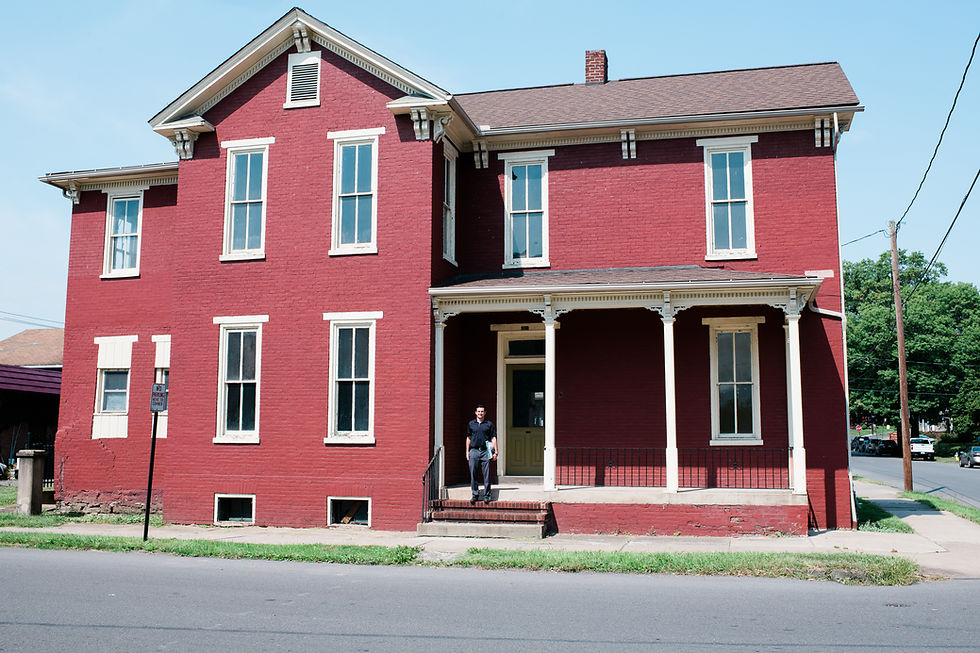 601 Pine St, prior to full scale renovation and new paint scheme