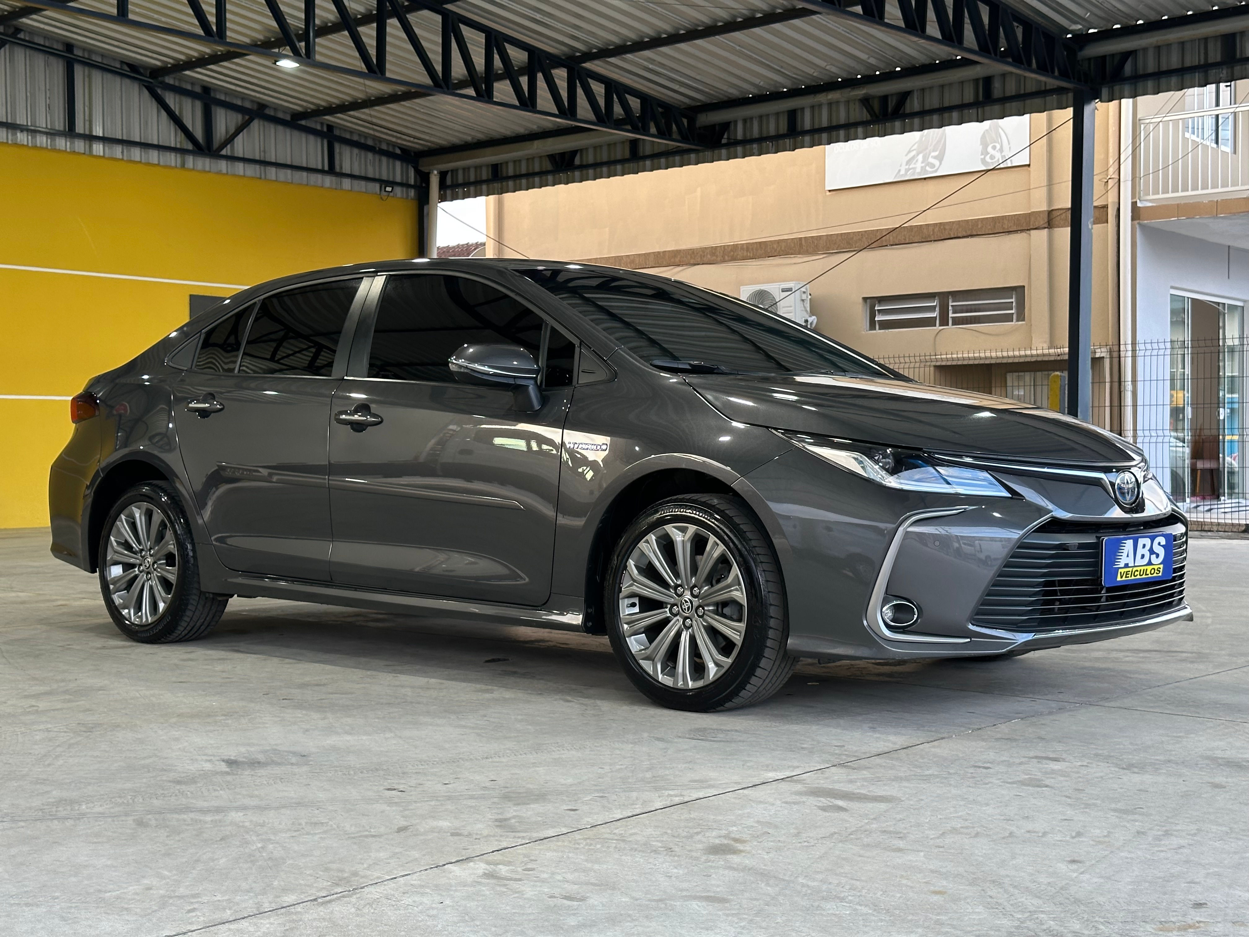 COROLLA 1.8 ALTIS HYBRID 2022