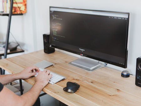 持續整合/持續部署 (CI/CD) ：敏捷軟體開發、流程自動化的基礎