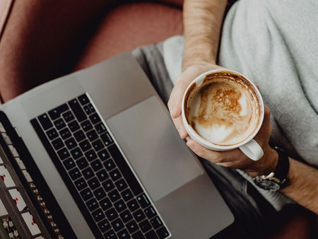 連假後自我檢查清單：一杯咖啡的時間，5個免費工具幫你快速健檢「品牌數位體質」