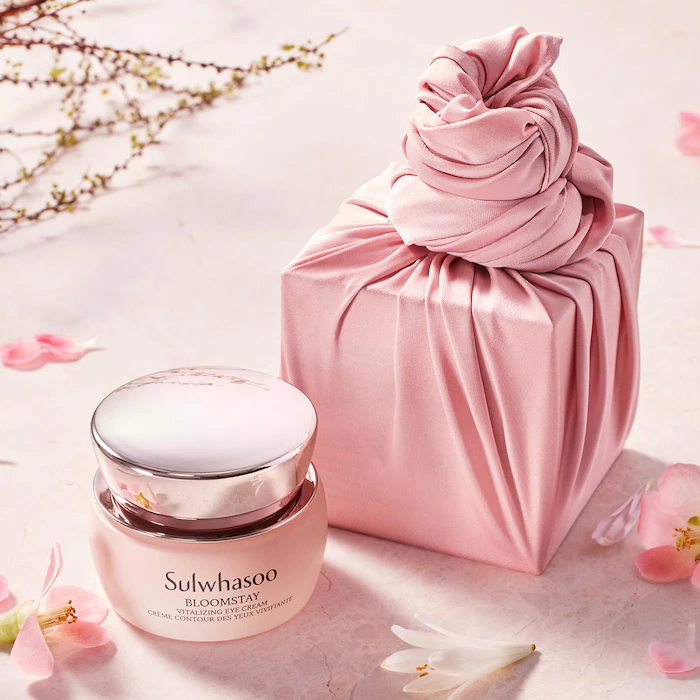 Thumbnail: Sulwhasoo Bloomstay Vitalizing Eye Cream