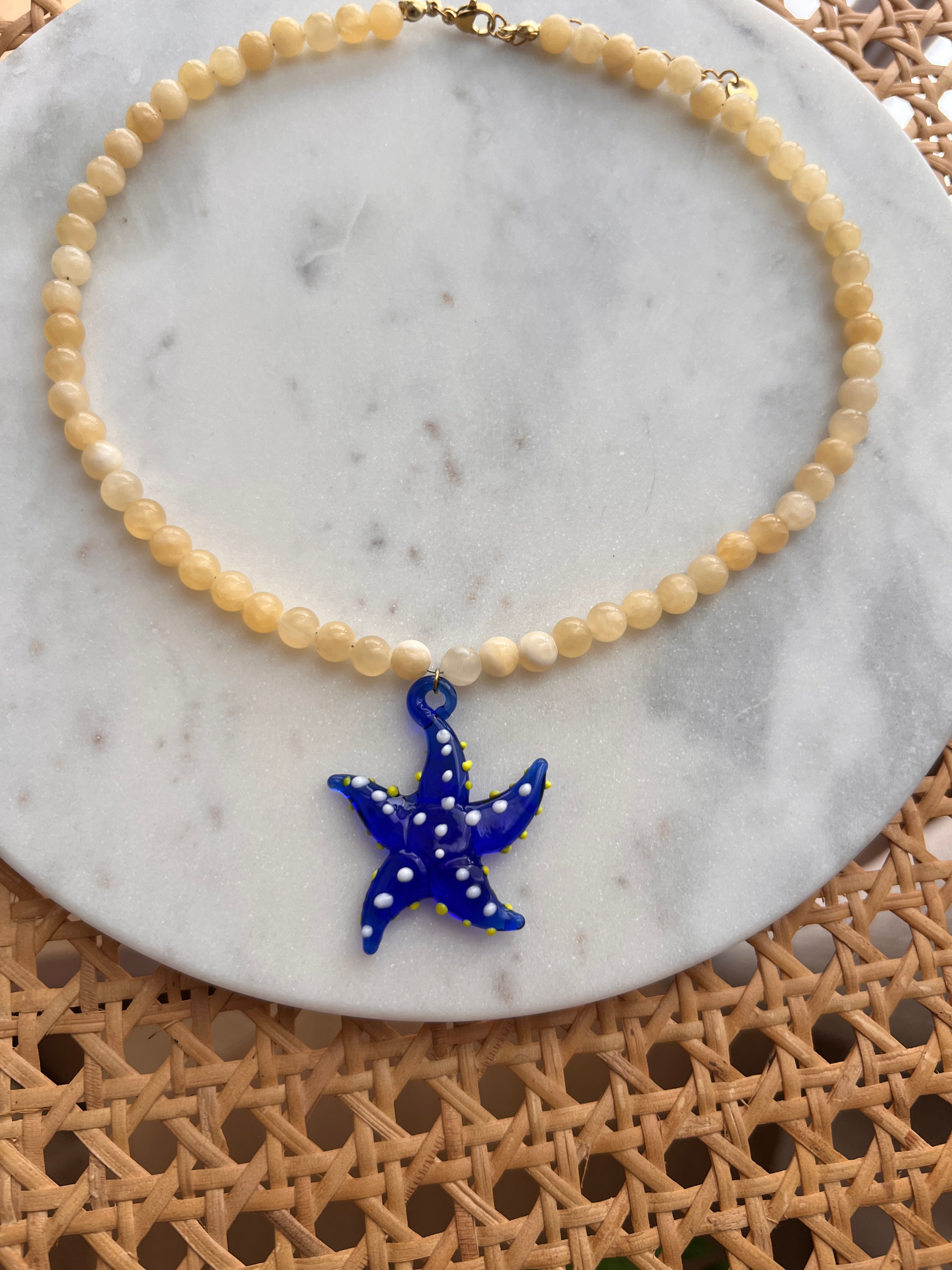 Żółty jadeit i szklana rozgwiazda