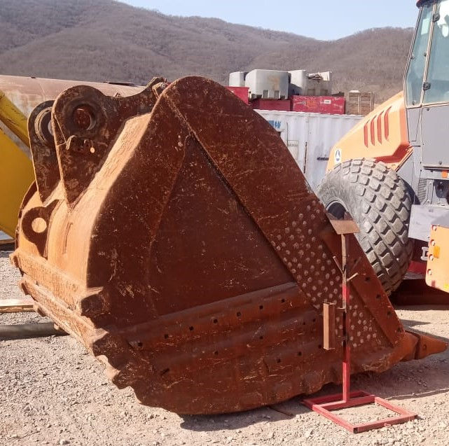 Excavadora New Holland E485C USADA - NORTMEQ (02).jpg