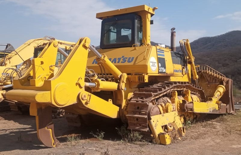 Topadora Komatsu D375A-5 USADA - NORTMEQ (06).jpg