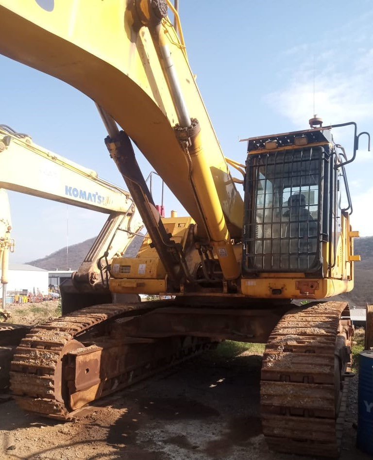 Excavadora Komatsu PC600 LC-8 USADA - NORMEQ (02).jpg