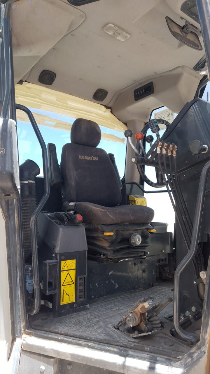 Motoniveladora Komatsu GD705-5 USADA - NORTMEQ (05).jpg
