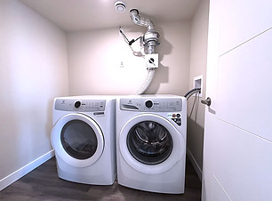 Unit-302-Laundry-Room-01.jpg