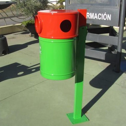 Miniatura: PAPELERA CANINA CON DISPENSADOR BOLSAS - Ref. 550