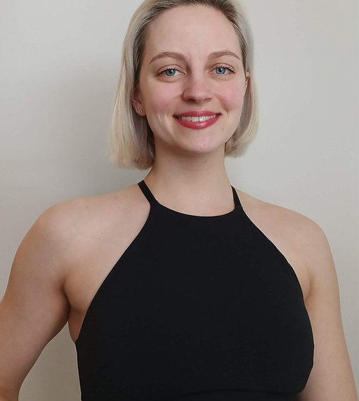 Alanna Fogarty_Yoga Headshot.jpg