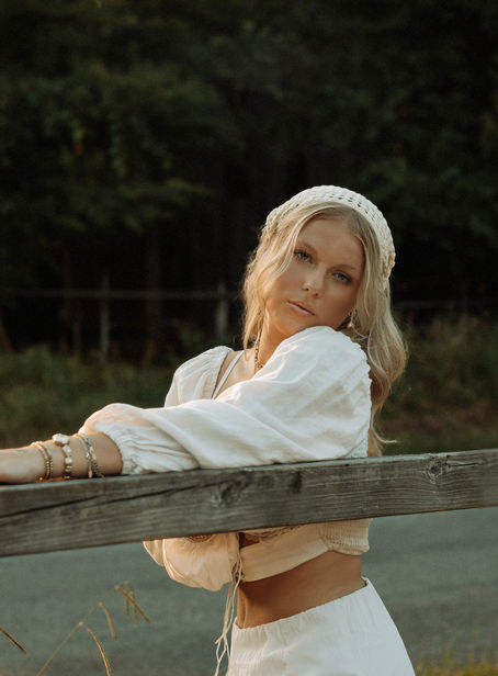 Ashley Anne’s ‘Don’t Ruin This Record’ Is a Masterclass in Country Storytelling