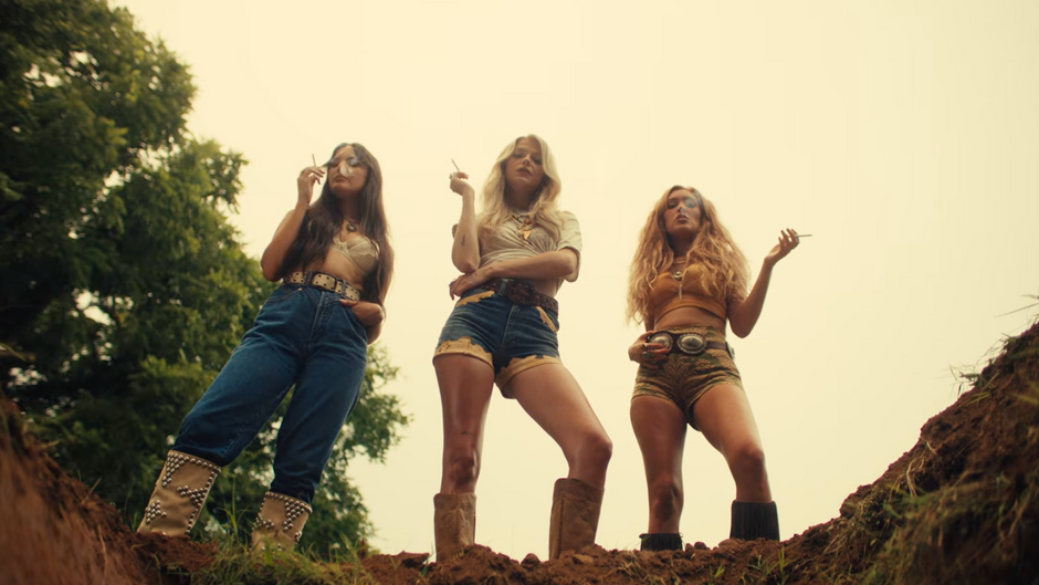Carter Faith, Laci Kaye Booth and Baby Nova Pull the Trigger on One of 2026’s Best Songs With “Pearl Handled Pistol”