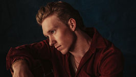 LISTEN! Ty Myers Pulls Back the Curtain on Digital-Age Romance with “Through a Screen”