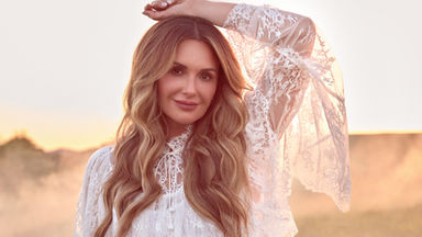 Carly Pearce Has Never Sounded More Herself Than on 'Honest Woman'