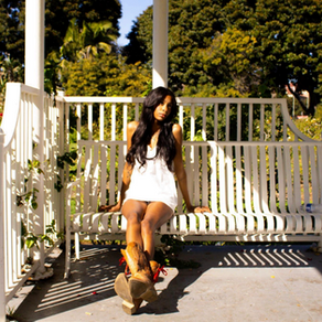 Kayla Wright blends hope and heartbreak with her debut single, “Settle Down”