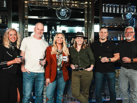 Miranda Lambert Joins MCA as Reba McEntire Marks the Moment With Historic Gesture