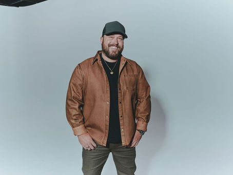 Mitchell Tenpenny Hits the Gas With Yearlong “Speed of Light Tour”