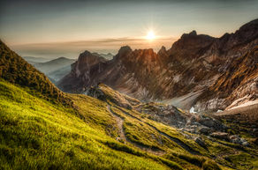 Säntis_Unterwasser_-_Sunrise.jpeg